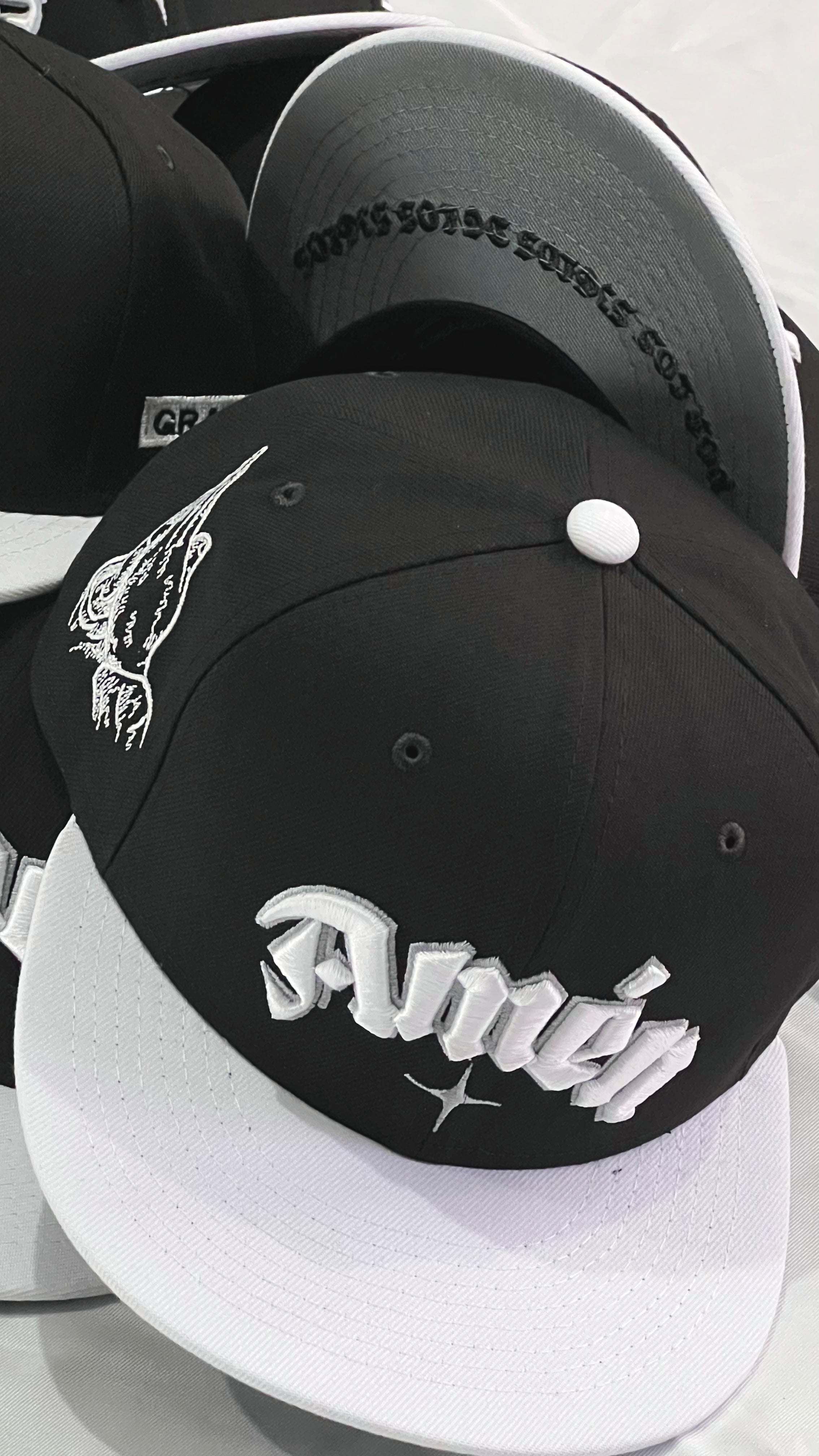 GORRA "AMÉN" -Snapback